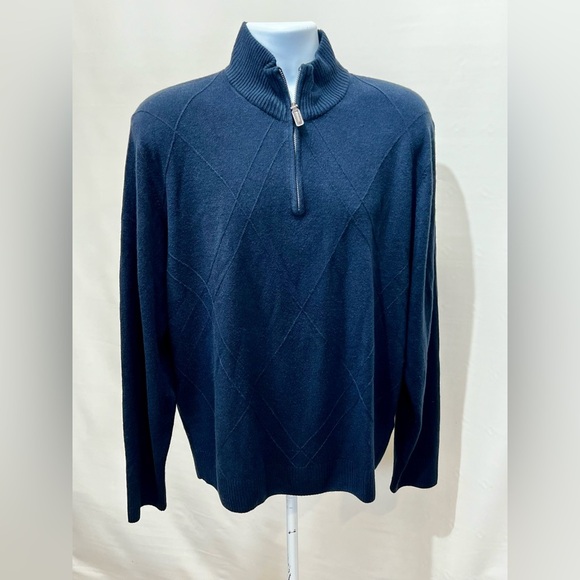 TRICOTS ST. RAPHAEL Men’s navy 1/4 zip pullover sweater size XL - Picture 4 of 13